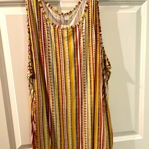 26/28W long sleeveless shirt